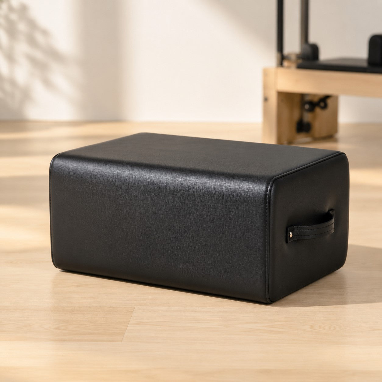Sitting box with high density foam to protect your knees
