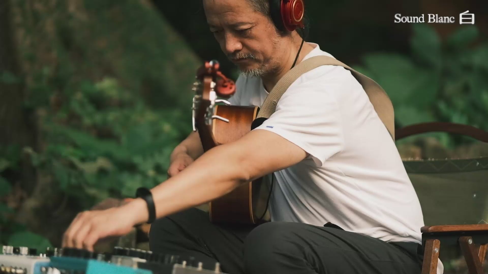 Wang Wenwei ambient music composer creating original sound healing and meditation music